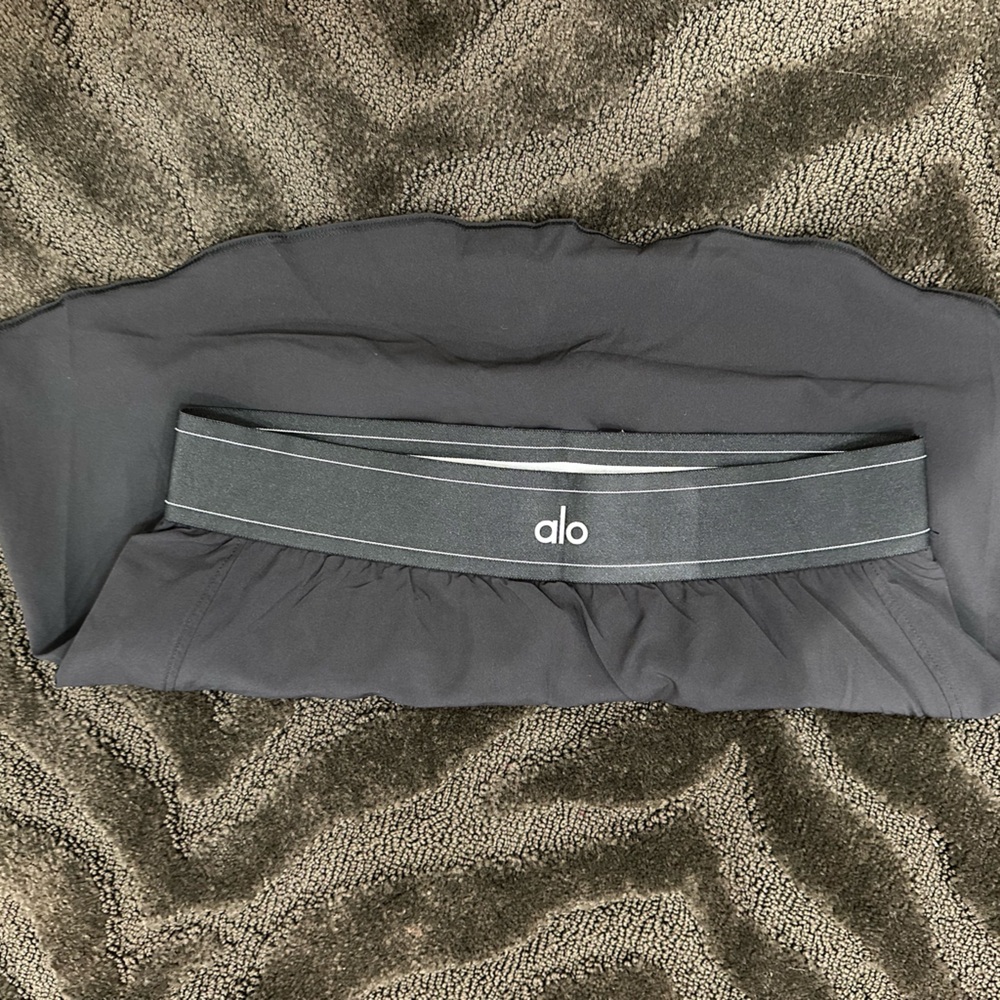 Alo tennis skirt brand new without tags!